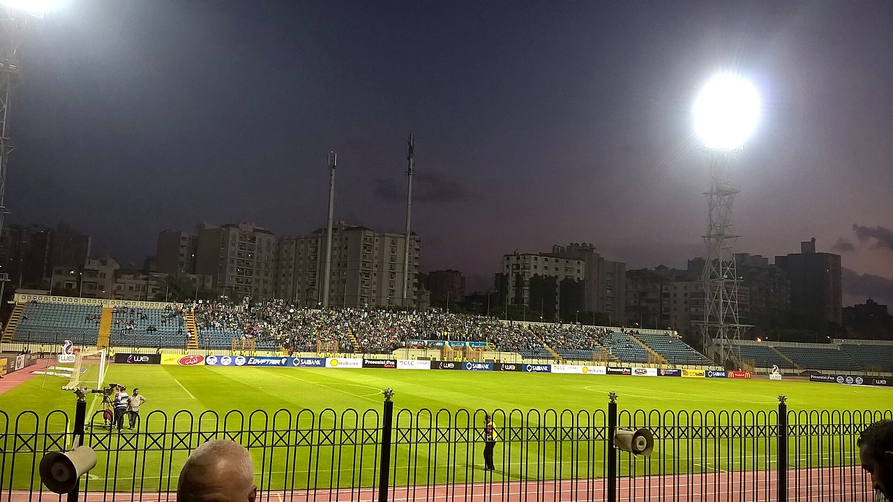 مباراة لكرة القدم على ستاد الإسكندرية بين الاتحاد وأحد الأندية المصرية